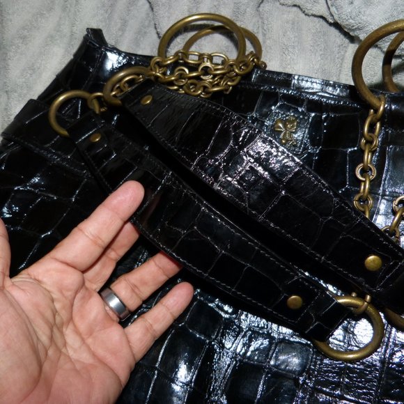 BABEE D LARGE EMBOSSED LEATHER BAG. EUC - Picture 11 of 16